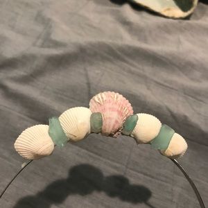 HANDMADE shell tiara